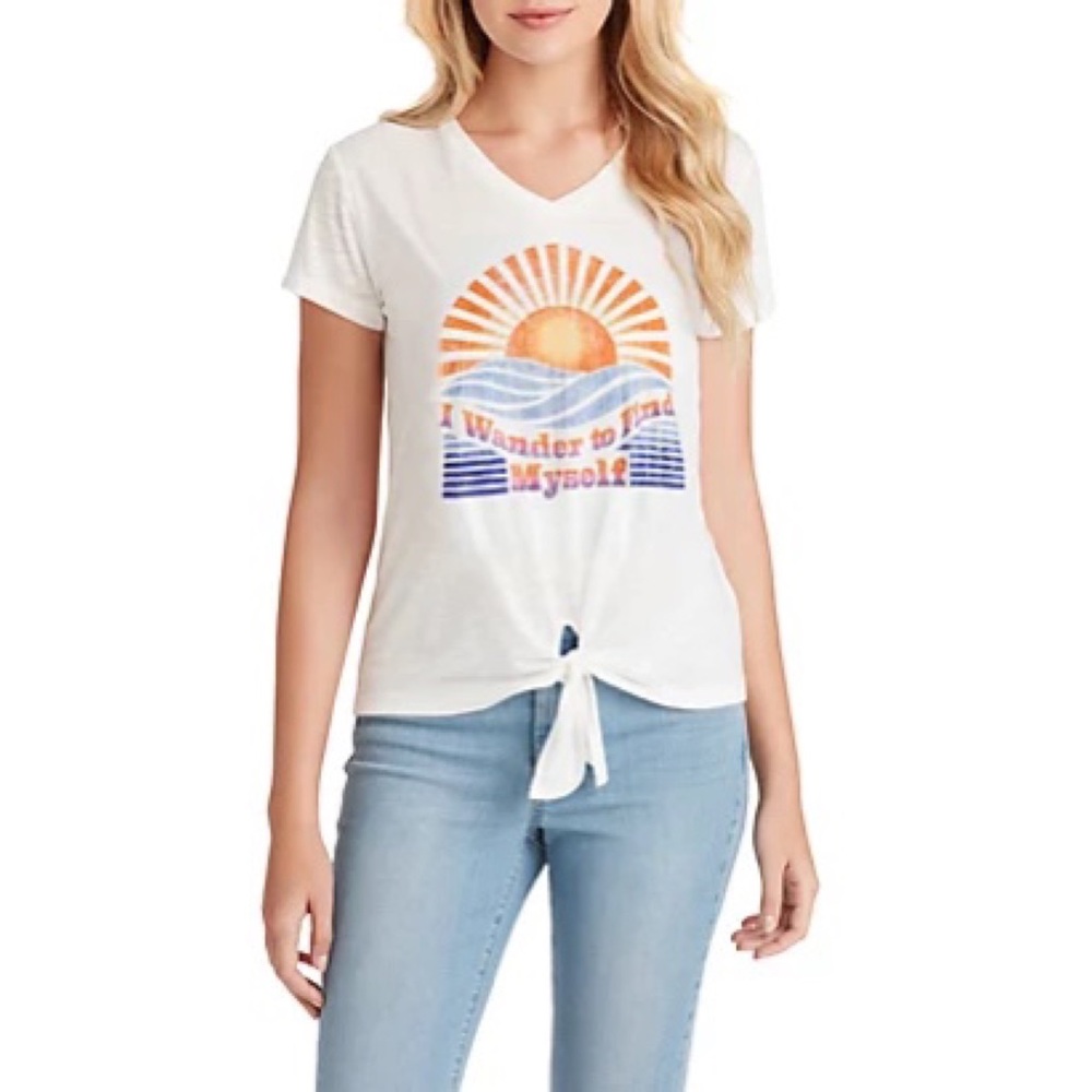 Jessica Simpson Women's Maya Tie Front Sunset Wander Graphic T-Shirt Medium